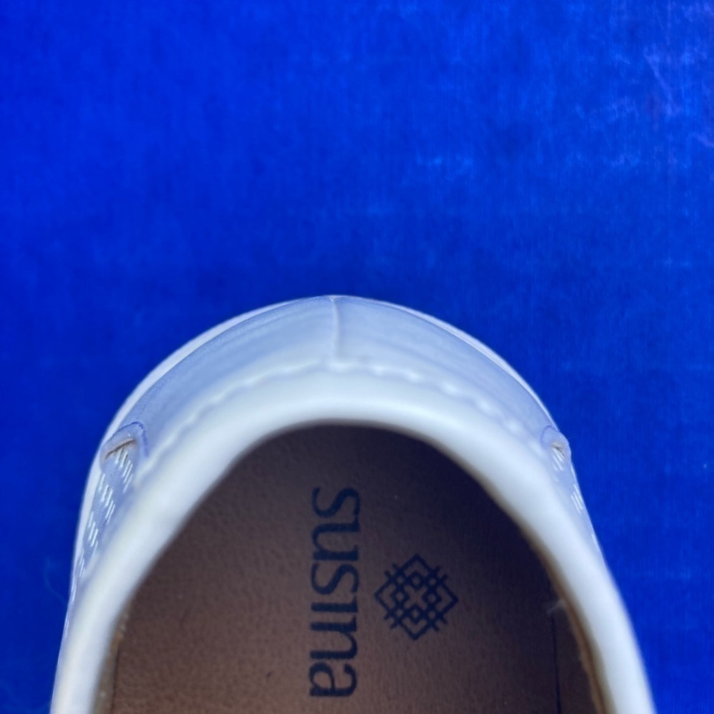 Susina white textured casual shoes, size 8 - Picture 3 of 8
